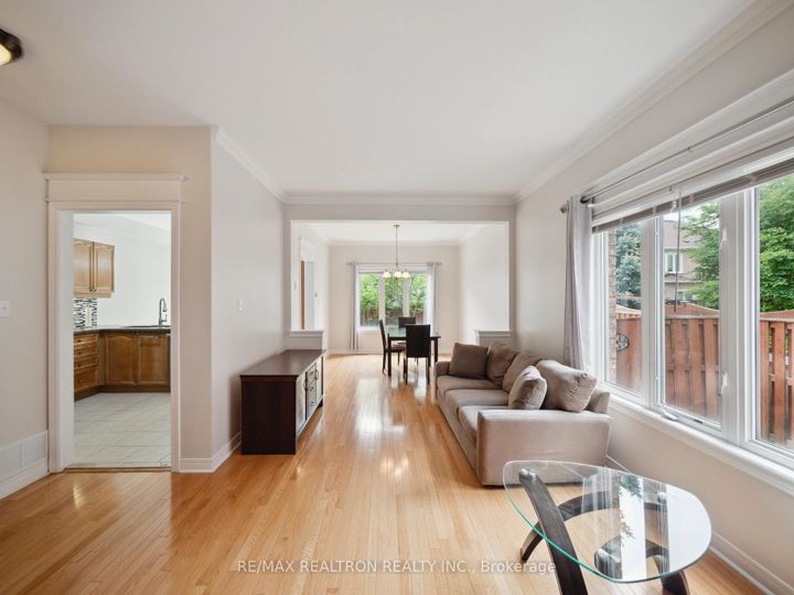 Photo 5 at 62 Macedonia Court, Summerhill Estates, Newmarket