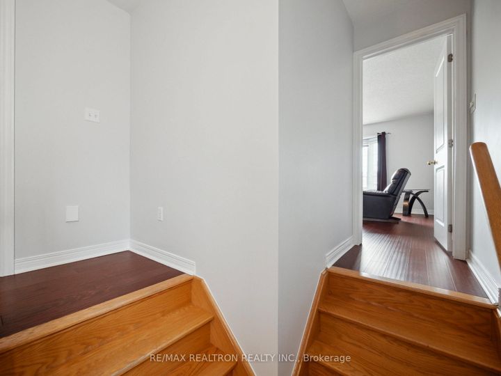Photo 14 at 62 Macedonia Court, Summerhill Estates, Newmarket