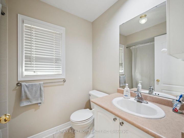 Photo 24 at 62 Macedonia Court, Summerhill Estates, Newmarket