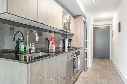 Photo 9 at 931 - 5 Mabelle Avenue, City Centre West, Toronto
