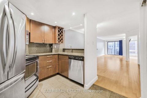 Photo 3 at 310 - 1001 Bay Street, Bay Street Corridor, Toronto