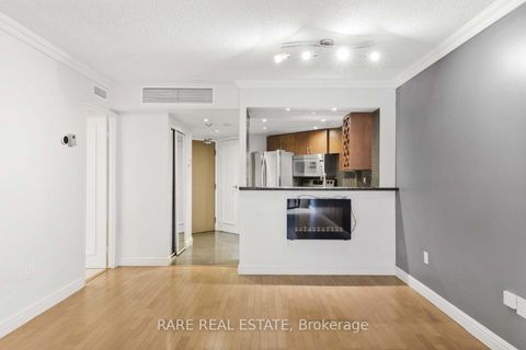 Photo 4 at 310 - 1001 Bay Street, Bay Street Corridor, Toronto