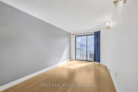 Photo 10 at 310 - 1001 Bay Street, Bay Street Corridor, Toronto