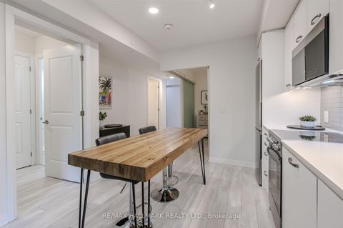 Photo 10 at 321 - 1630 queen Street E, The Beaches, Toronto