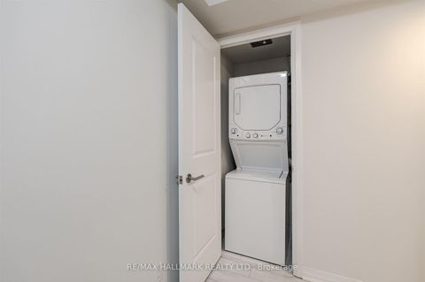 Photo 16 at 321 - 1630 queen Street E, The Beaches, Toronto