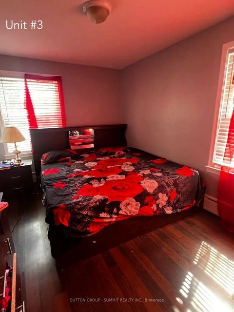 Photo 11 at 68 NINTH Street, New Toronto, Toronto