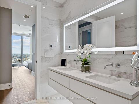 Photo 36 at 4006 - 183 Wellington Street W, Waterfront Communities C1, Toronto
