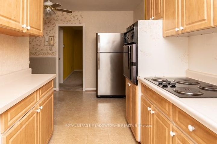 Photo 11 at 99 Silverstone Drive, Jamestown, Toronto