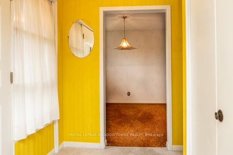 Photo 7 at 99 Silverstone Drive, Jamestown, Toronto