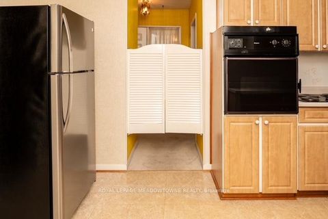 Photo 9 at 99 Silverstone Drive, Jamestown, Toronto