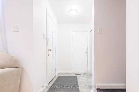 Photo 6 at 50 Parsell Square, Malvern, Toronto Photo 6 at 50 Parsell Square, Malvern, Toronto