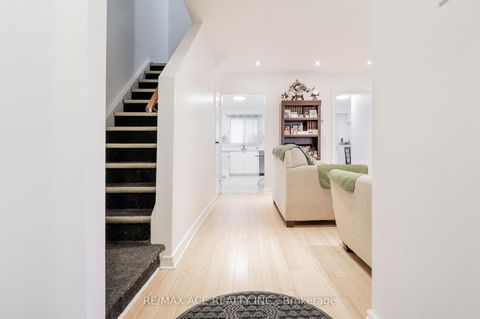 Photo 7 at 50 Parsell Square, Malvern, Toronto