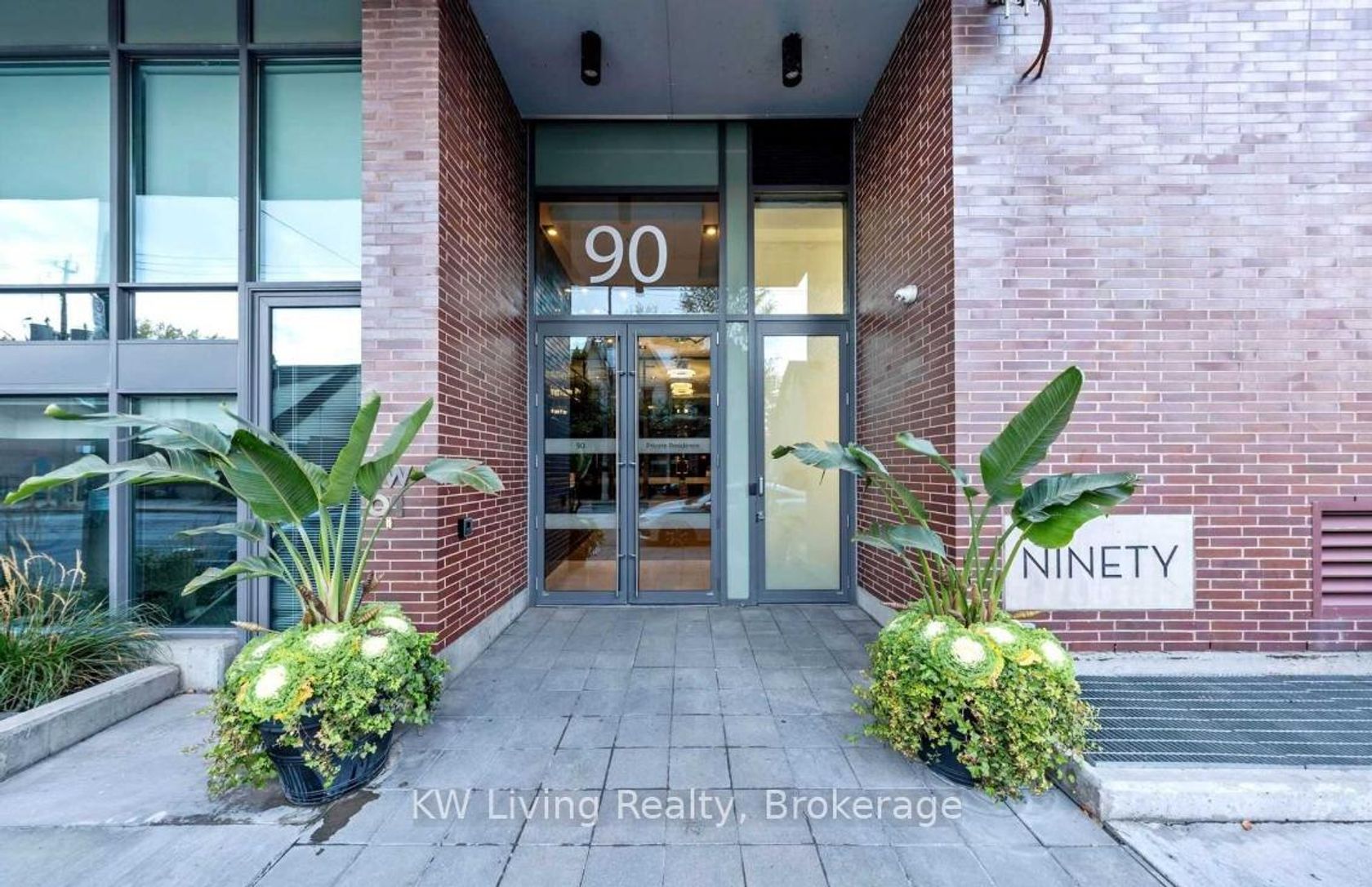 LW1 - 90 Broadview Avenue, South Riverdale, Toronto 