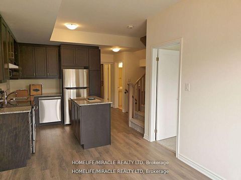 Photo 2 at 138 - 1081 Danforth Road, Eglinton East, Toronto