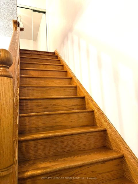 Photo 7 at 1 - 101 Dundalk Drive, Dorset Park, Toronto