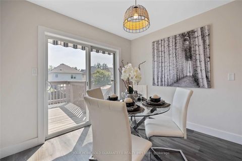 Photo 5 at 582 Brasswinds Trail, Pinecrest, Oshawa