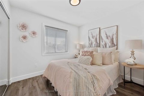 Photo 11 at 582 Brasswinds Trail, Pinecrest, Oshawa