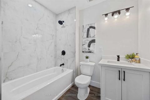 Photo 13 at 582 Brasswinds Trail, Pinecrest, Oshawa