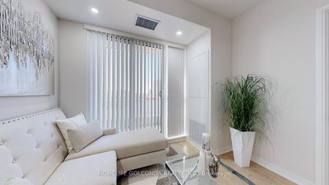 Photo 9 at SE 501 - 9199 Yonge Street, Langstaff, Richmond Hill