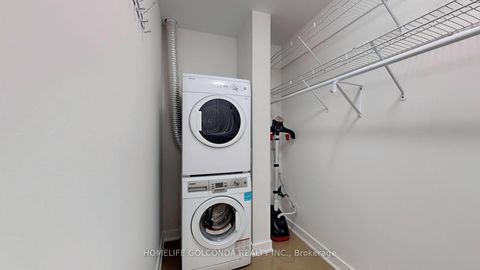 Photo 14 at SE 501 - 9199 Yonge Street, Langstaff, Richmond Hill