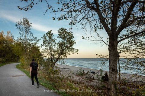 Photo 10 at 902 - 4569 Kingston Road, West Hill, Toronto