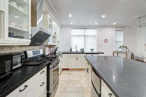 Photo 7 at 61 Brunswick Avenue, University, Toronto
