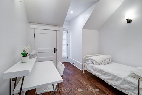 Photo 21 at 61 Brunswick Avenue, University, Toronto