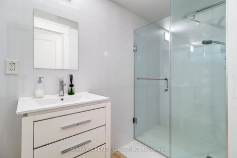 Photo 31 at 61 Brunswick Avenue, University, Toronto