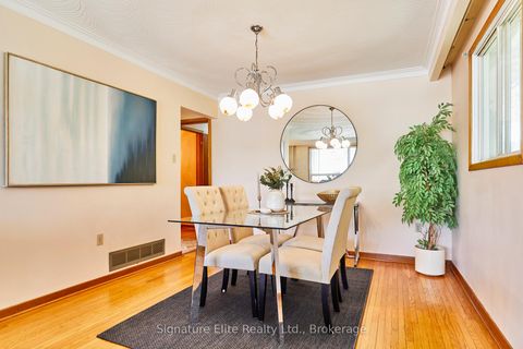 Photo 7 at 33 French Avenue, West Hill, Toronto
