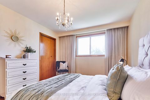 Photo 17 at 33 French Avenue, West Hill, Toronto