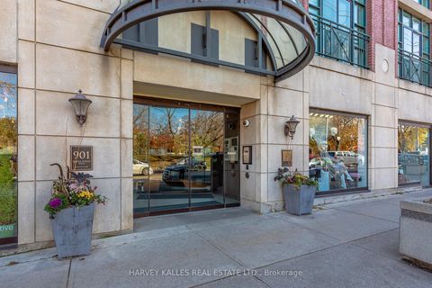 Photo 1 at 105 - 901 Queen Street W, Niagara, Toronto