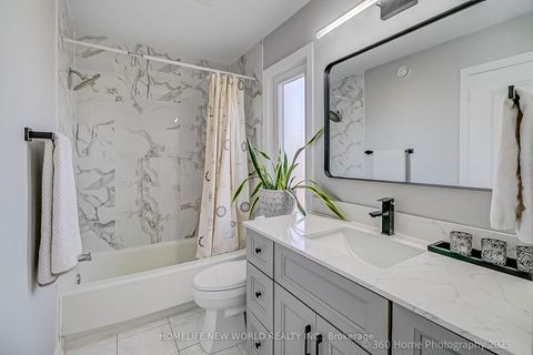 Photo 18 at 350 Pickering Crescent, College Manor, Newmarket