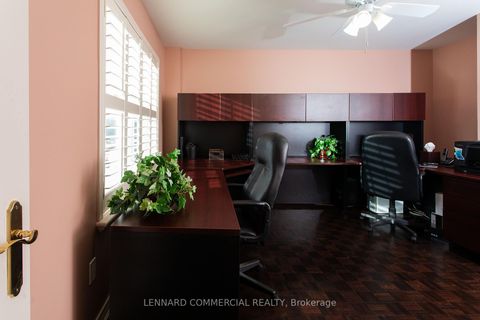 Photo 27 at 4 Lenarthur Court, Hills of St Andrew, Aurora