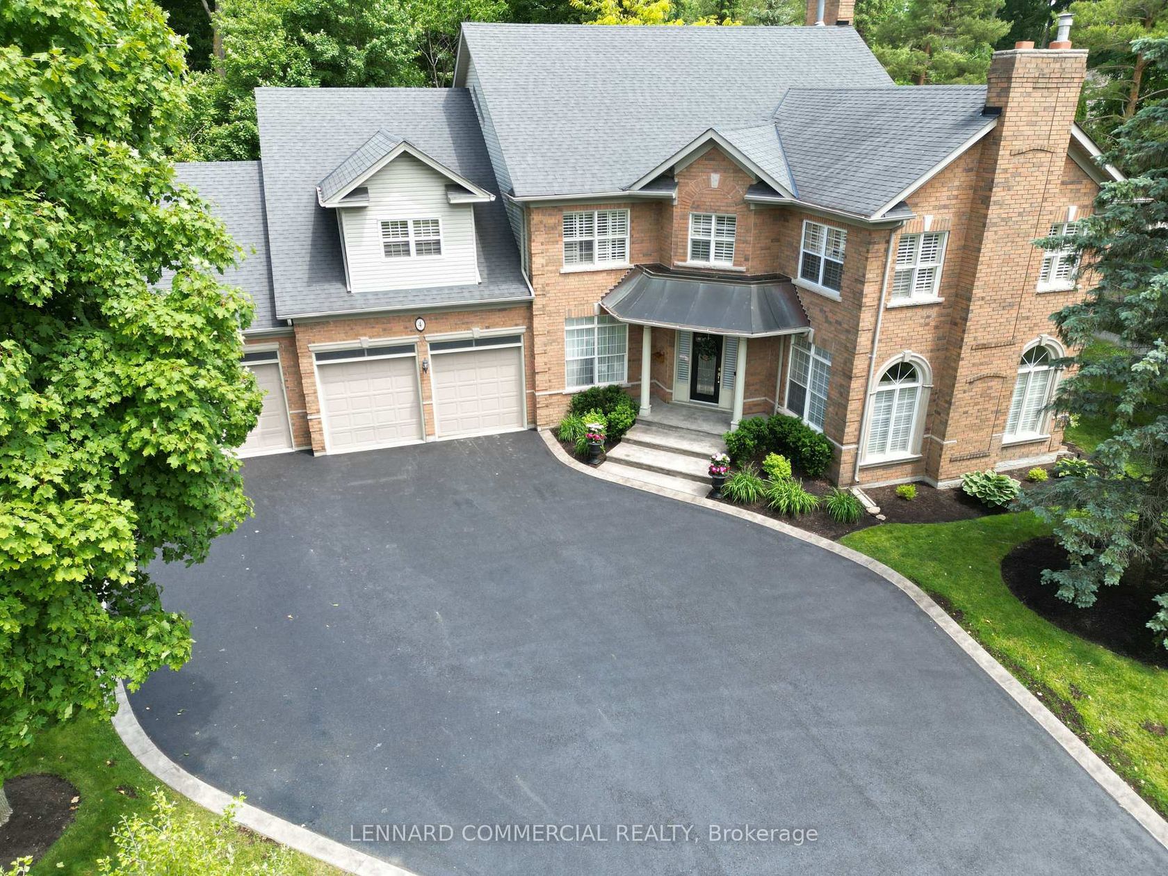 4 Lenarthur Court, Hills of St Andrew, Aurora 