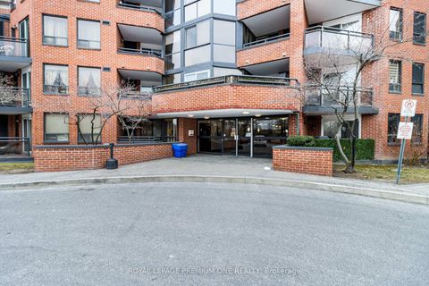 Photo 2 at 207 - 100 Arbors Lane, West Woodbridge, Vaughan