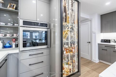 Photo 23 at 207 - 100 Arbors Lane, West Woodbridge, Vaughan