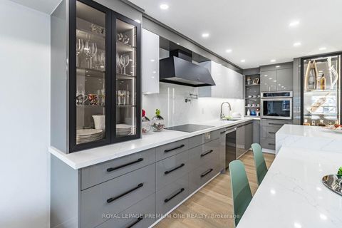 Photo 25 at 207 - 100 Arbors Lane, West Woodbridge, Vaughan
