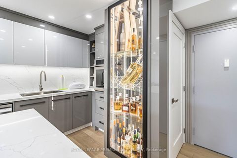 Photo 26 at 207 - 100 Arbors Lane, West Woodbridge, Vaughan