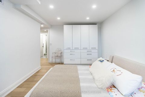 Photo 31 at 207 - 100 Arbors Lane, West Woodbridge, Vaughan
