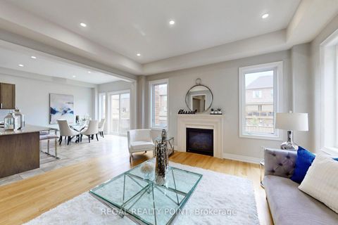 Photo 10 at 79 Wellspring Avenue, Oak Ridges, Richmond Hill Photo 10 at 79 Wellspring Avenue, Oak Ridges, Richmond Hill