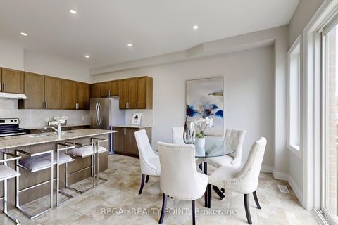 Photo 13 at 79 Wellspring Avenue, Oak Ridges, Richmond Hill Photo 13 at 79 Wellspring Avenue, Oak Ridges, Richmond Hill