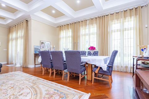 Photo 5 at 76 Thornridge Drive, Yorkhill, Vaughan