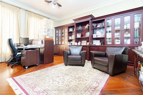 Photo 12 at 76 Thornridge Drive, Yorkhill, Vaughan