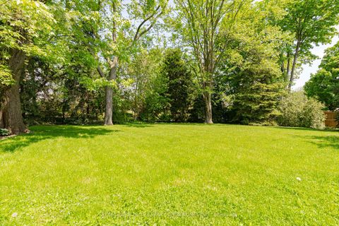 Photo 28 at 76 Thornridge Drive, Yorkhill, Vaughan