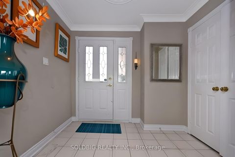 Photo 1 at 156 Forest Drive, West Woodbridge, Vaughan
