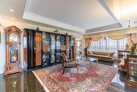 Photo 3 at PH 4 - 1 Clark Street W, Yorkhill, Vaughan