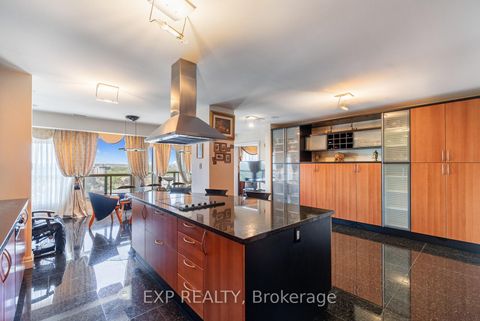 Photo 7 at PH 4 - 1 Clark Street W, Yorkhill, Vaughan