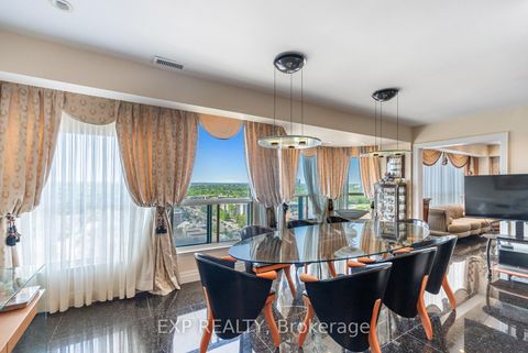 Photo 8 at PH 4 - 1 Clark Street W, Yorkhill, Vaughan