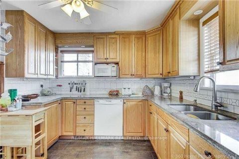Photo 10 at 1527 Killarney Beach Road, Lefroy, Innisfil Photo 10 at 1527 Killarney Beach Road, Lefroy, Innisfil