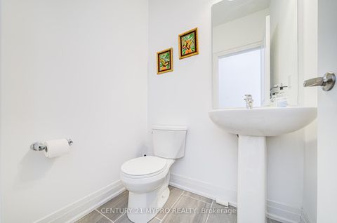 Photo 3 at 26 Chiara Rose Lane, Oak Ridges, Richmond Hill